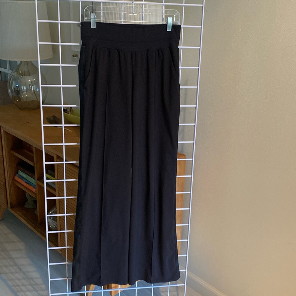 Athleta Nolita, wide, leg pants and black